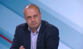 Христо Проданов: Политически чадър е довел до незаконните павилиони