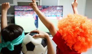 Англичаните обмислят да премахнат забраната за излъчване на футболни мачове по телевизията