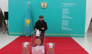 Близо 380 чуждестранни наблюдатели на референдума за нова конституция в Казахстан