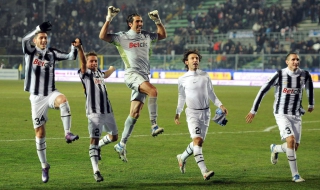Ювентус продължава битката за Скудето 2006