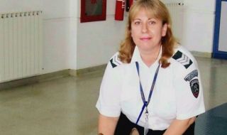Полицайка за Симона Радева: Извратенячка, достойна за пилон!