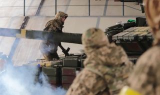 Зеленски: Очакваме десетки милиарди долари за възстановяването на Украйна