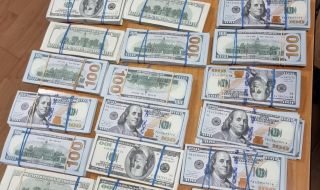 Митничари хванаха 200 хиляди недекларирани долара в полски камион
