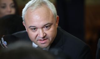 Иван Демерджиев е подал сигнал срещу кабинета „Петков“ заради нарушения с парите за украинските бежанци