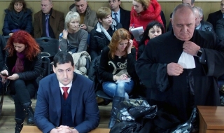 Съдът върна Иван Тотев на кметския пост