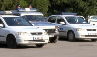 Двама пребиха охранител на магазин в Бургас, не пускал клиенти без маски