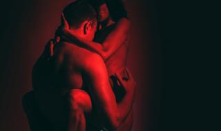 Секс пози, които ще направят мъжа звяр в леглото