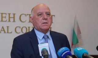 Боян Магдалинчев: Атмосферата в съдийската колегия не е от най-добрите, но ВСС все пак работи