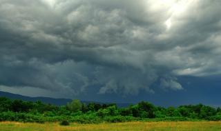 Дъжд и бури в Югоизточна България