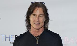 Рич от "Дързост и красота": ЦРУ ми каза кога свършва пандемията