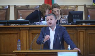 Стойнев към служебния кабинет: Ако не внесете Плана за възстановяване, ще сте като ГЕРБ