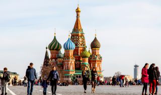 92% от руснаците се отказват от големи разходи тази година