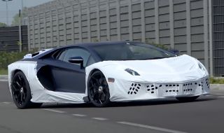 Lamborghini тества финалната версия на Aventador (ВИДЕО)