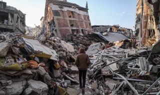 Загинали и близо 70 ранени при днешното земетресение в Турция