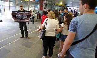 6355 нови абонаментни карти са издадени за ден