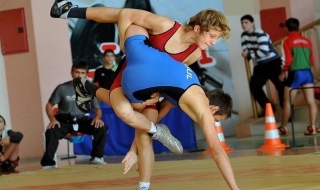 Българин с бронз от европейското по борба за юноши