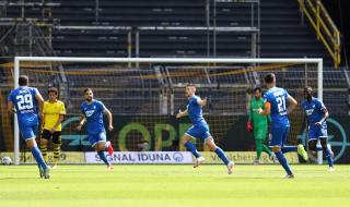 Борусия Дортмунд претърпя голямо унижение в последния си мач за сезона