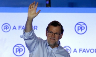 Рахой преизбран за лидер на управляващата партия в Испания