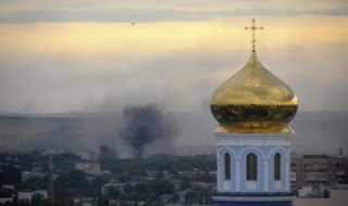 Напрежение в Източна Украйна. Порошенко разговаря с Меркел