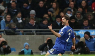 Арсенал бие, Челси с равен