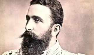 1 юли 1881 г. Княз Александър Батенберг суспендира Търновската конституция