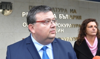 Цацаров поиска тълкуване на противоречива съдебна практика по дела за ПТП