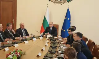 Диана Дамянова: Властта пуска пробни тези, а след 24 часа премиерът ги опровергава