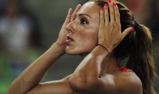 Лалова започна с победа сезона