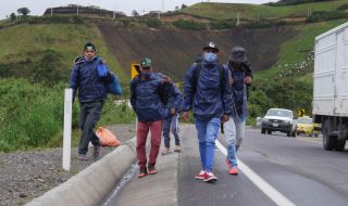 Колумбия ще даде временен статут на един милион венецуелци