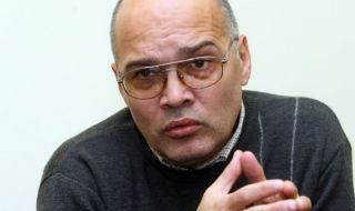 Тихомир Безлов: Кьовеши ще подхване скандала с джиповете за МВР