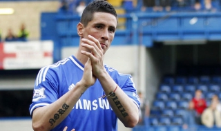 Челси иска да разкара Торес