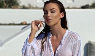 Моника Валериева лее силикон в Санторини