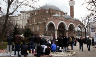 Молитва за загиналите в Рояк и на АМ "Струма" във всички джамии