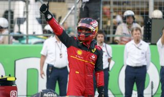 Карлос Сайнц-младши с "Ферари" тръгва първи в Гран При на САЩ
