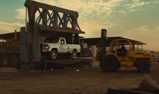 Смазаха рядък Jeep заради реклама (ВИДЕО)