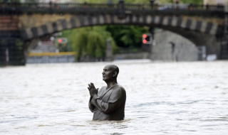 Потоп от Средновековието в Германия, Австрия, Полша и Чехия - Видео