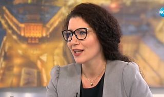 Калина Константинова: Борим се с корупцията в административното обслужване