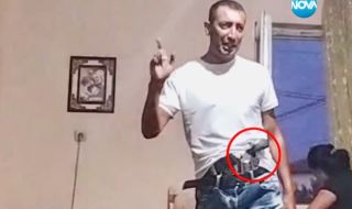 Мъжът, държал заложници във Вълково, се самоуби в ареста