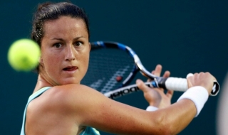 Шампионът Австралия тръгна със загуба на "Хопман Къп"