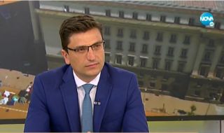 Сабрутев: Касае се за опит за сплашване на обществото чрез твърденията за 11 млрд. дефицит