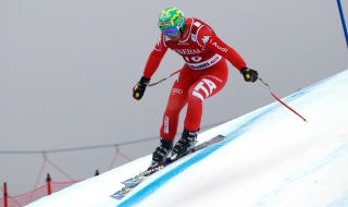 Доминик Парис над всички в супергигантския слалом