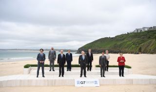 Лидерите от Г-7 обсъждат „по-равното“ възстановяване от пандемията