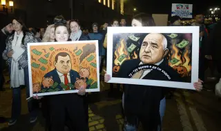 Може ли Румен Радев да пенсионира Борисов и Пеевски