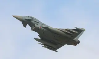 Полша затвори две летища след руски удари, Румъния спешно вдигна изтребители