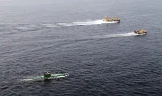 Военно положение в Аденския залив! Индия изпрати още бойни кораби в района