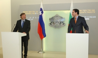 Митов: Натискът по границите ни е намалял след споразумението между ЕС и Турция