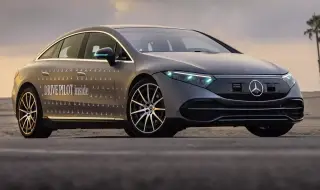 Новите Mercedes-и ще имат тюркоазени габаритни светлини
