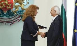 Почетоха с плакет акад. Антон Дончев за 90-годишнината му