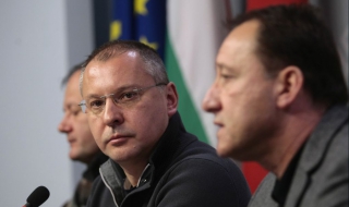 БСП: ЦИК да извади ГЕРБ от референдума