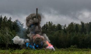 Русия изстрелва ракети „Искандер-М“